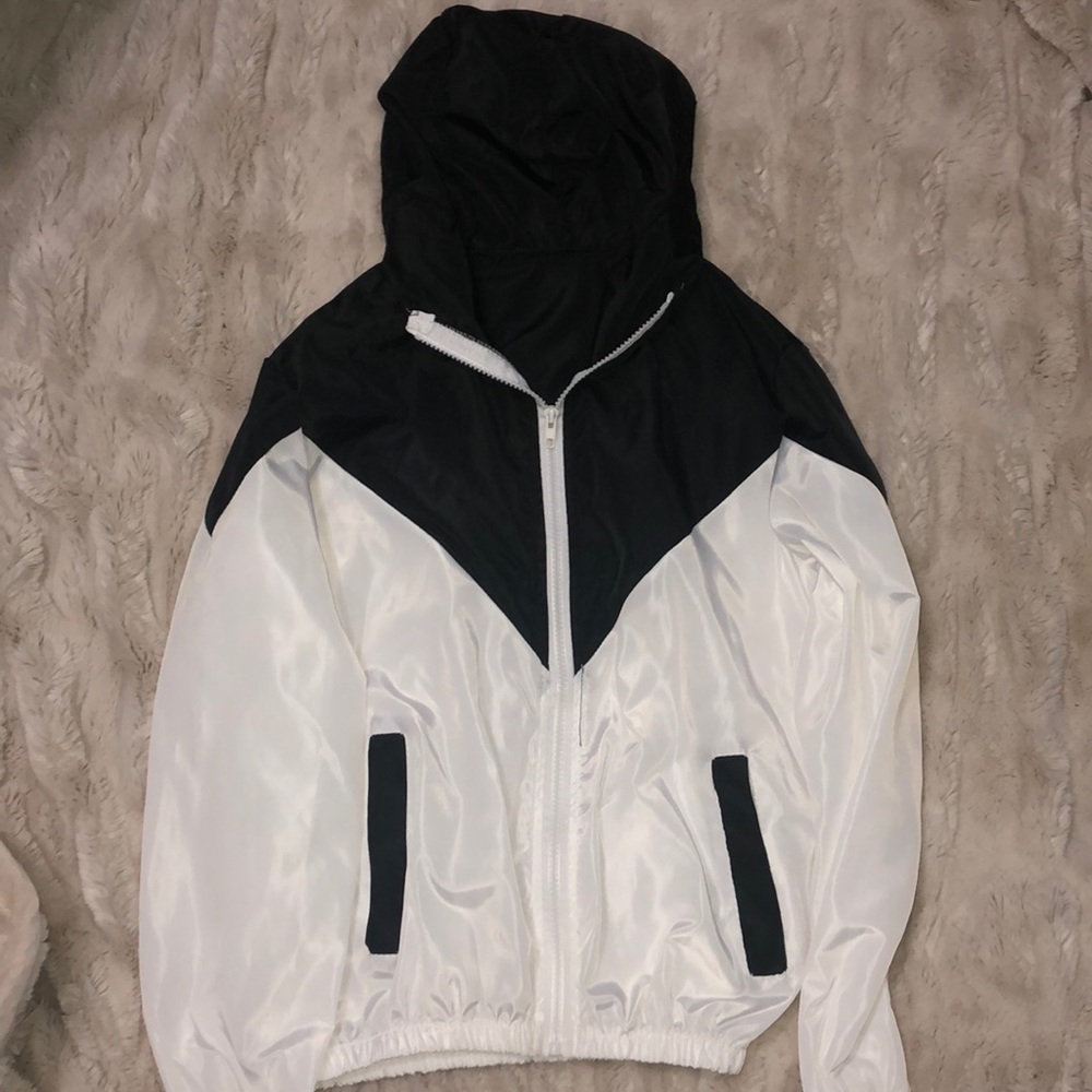 black and white windbreaker w/ hood -